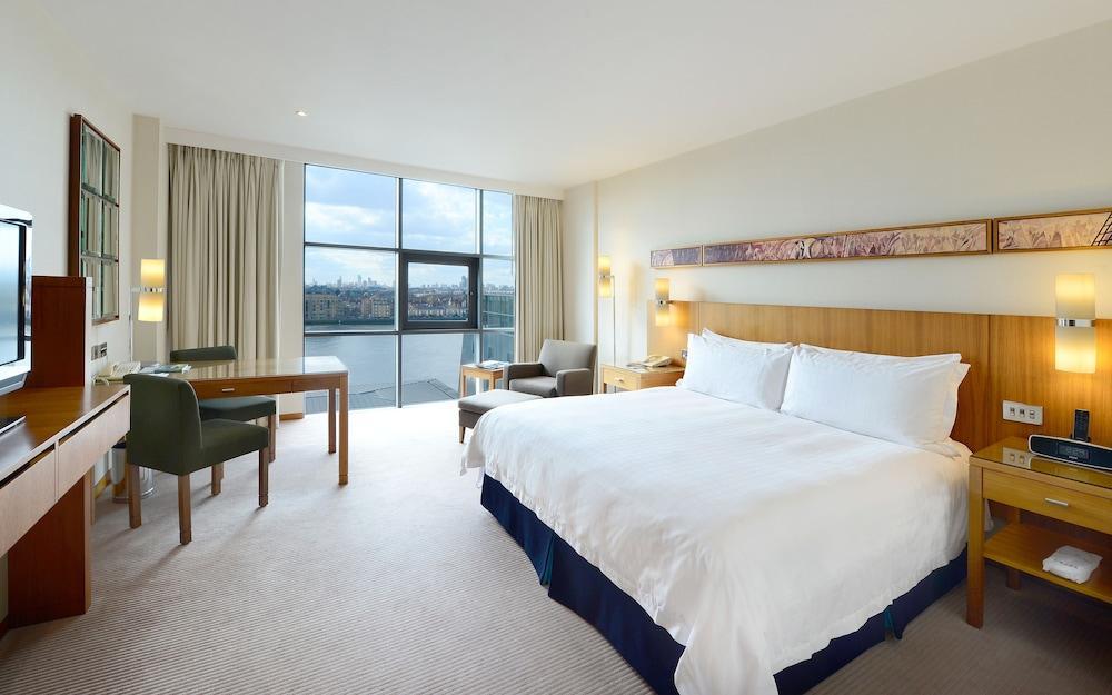 Canary Riverside Plaza Hotel London Bagian luar foto A room at the InterContinental London The O2