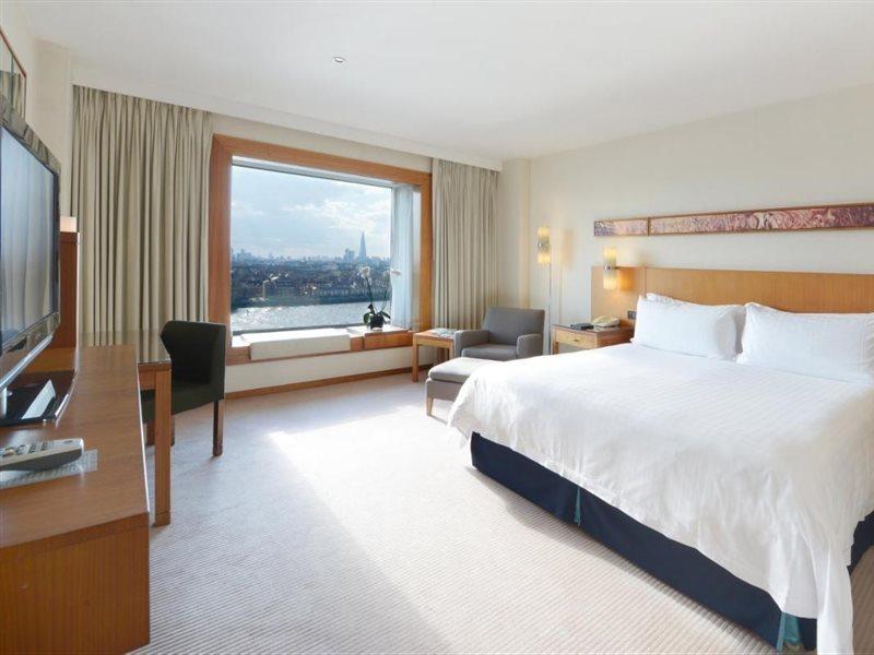Canary Riverside Plaza Hotel London Bagian luar foto A room at the InterContinental London The O2